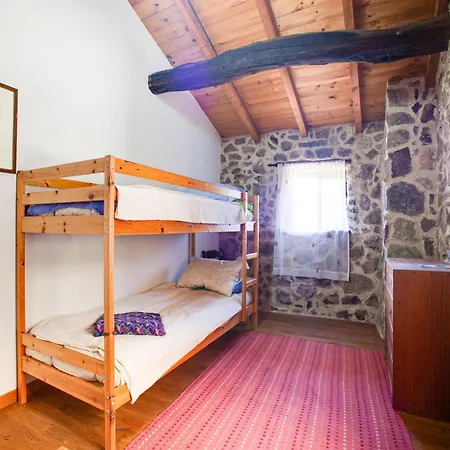 Holiday home Traditional In Ribeira Sacra With Garden