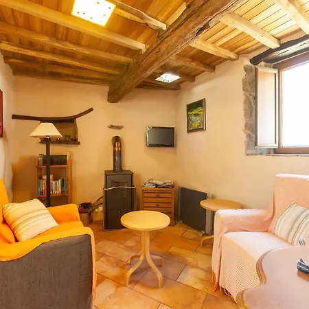 Holiday home Traditional In Ribeira Sacra With Garden