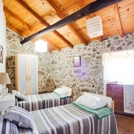Traditional In Ribeira Sacra With Garden Holiday home