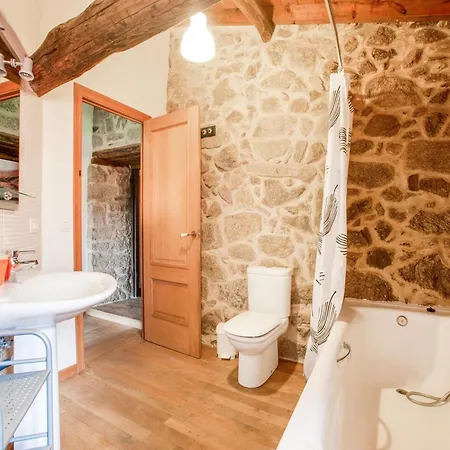 Holiday home Traditional In Ribeira Sacra With Garden